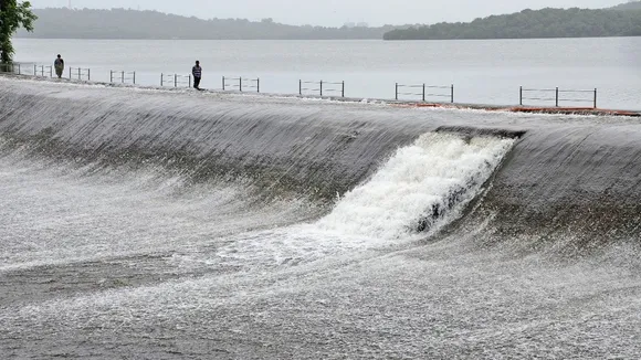 Vihar and Tansa lakes overflow.jpg