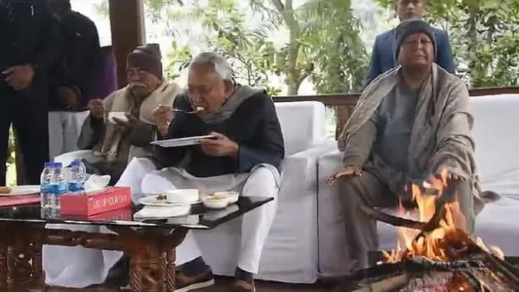 Nitish Kumar Lalu Prasad Makar Sankranti