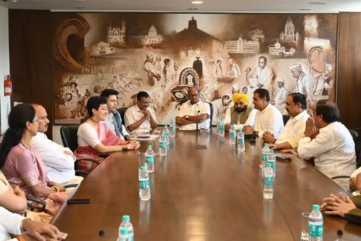 Sharad Pawar Arvind Kejriwal