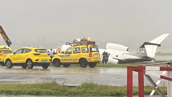 VT-DBL Mumbai Airport