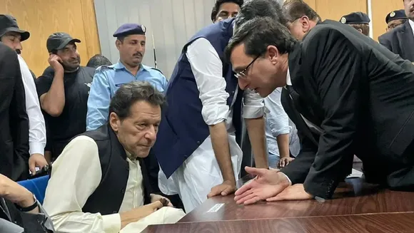 Barrister Gohar Khan AND Imran Khan.jpg