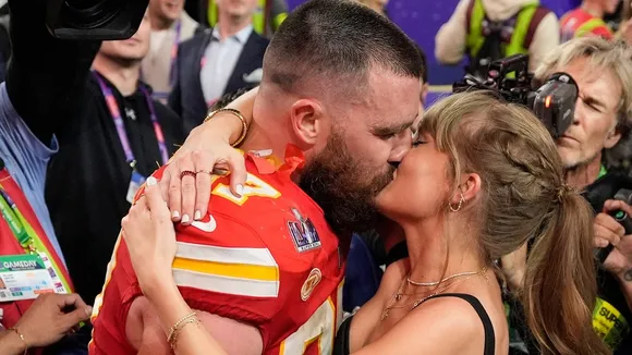 Taylor Swift almost in tears as she kisses boyfriend Travis Kelce