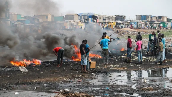 burning waste in open.jpg