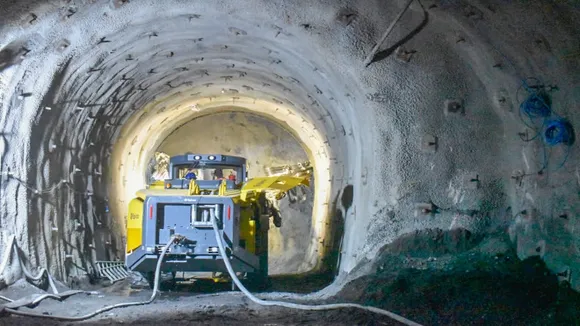 Inside silkyara tunnel Nov 29.jpg