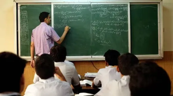 teacher teaching.jpg