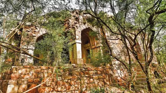 Malcha Mahal.jpg