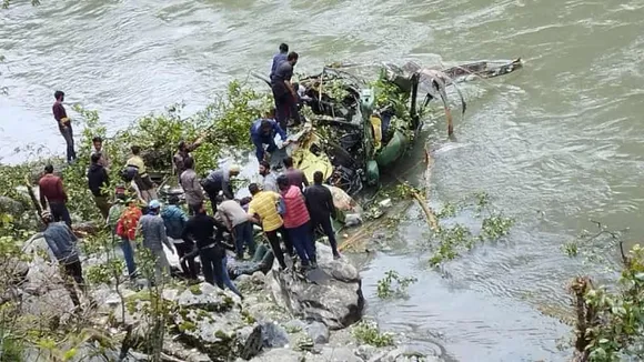 Army chopper crashes Kishtwar
