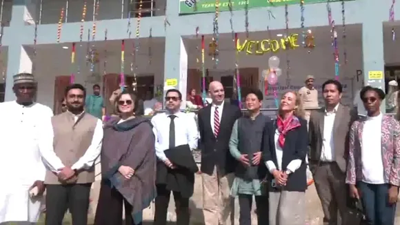 Delegation of Diplomats in kashmir