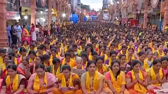 Dagdusheth Ganapati pandal.jpg