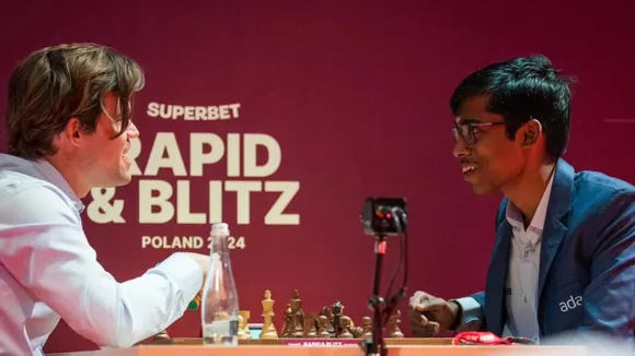 Magnus Carlsen vs R Praggnanandhaa