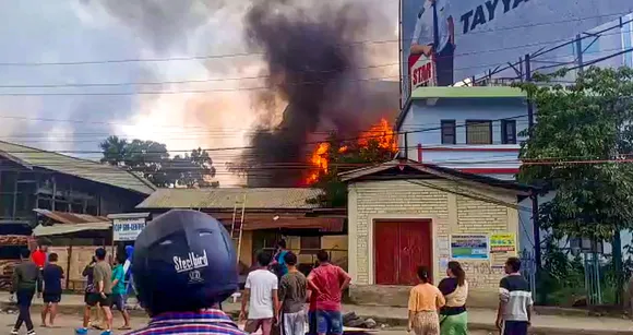 Violence breaks out in Imphal