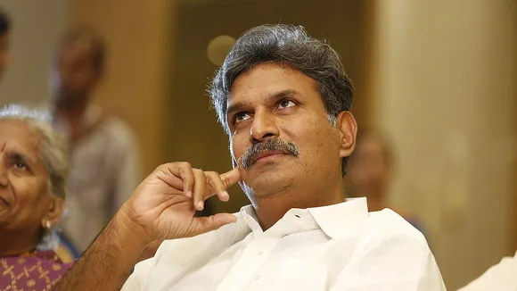  Kesineni Srinivas
