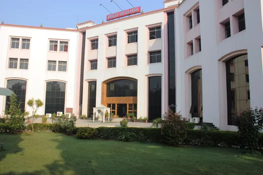 Amrita School.jpg