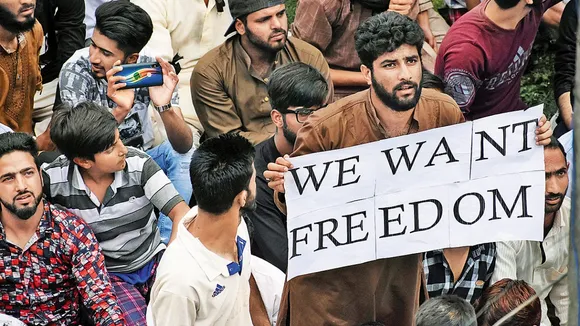 Kashmir A370.jpg