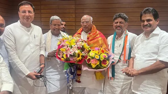 randeep surjewala Karnataka D K shivakumar Mallikarjun Kharge Siddaramaiah