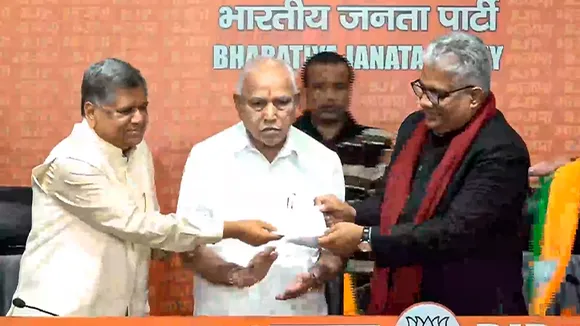 Former Karnataka CM Jagadish Shettar rejoins BJP in the presence of party leaders BS Yediyrappa and Bhuendra Yadav