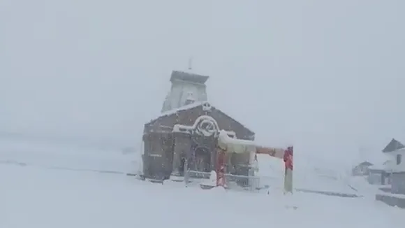 Kedarnath Temple Snowfall
