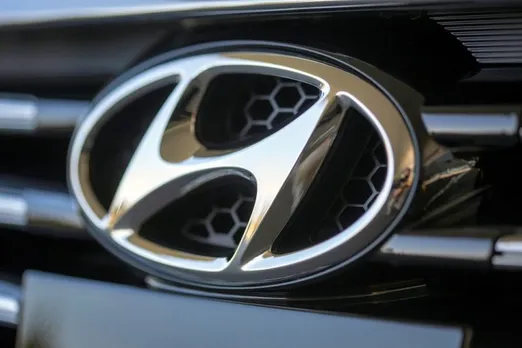 Hyundai Tuscan Car