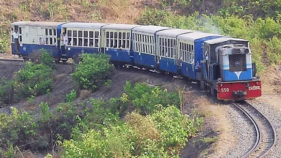 Neral-Matheran toy train