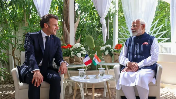 Emmanuel Macron Narendra Modi