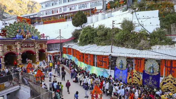 Devotees walk towards the Mata Vaishno Devi shrine on the first day of Navratri festival, in Reasi district, Thursday, Oct. 3, 2024