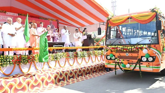 Yogi Adityanath Flags Off Bus.jpg