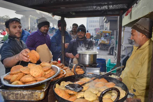 Cold day in Agra Weather Delhi
