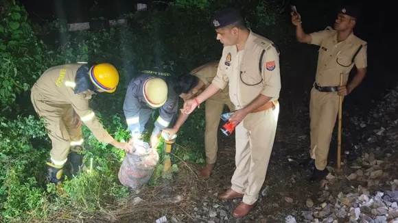 Cylinder kept on Kanpur railway track