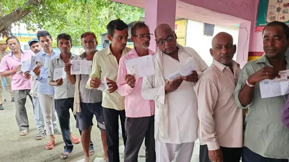 Ghosi bypoll voters.jpg