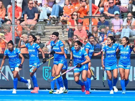 India women hockey team.jpg