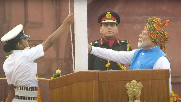 Narendra Modi hoists flag on August 15, 2024