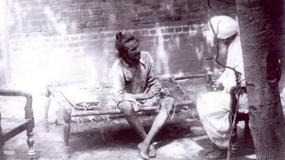 Bhagat Singh under arrest In Lahore Railway Police Station