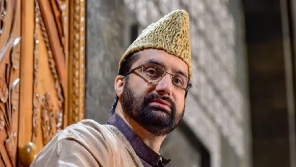 Mirwaiz Umar Farooq banned