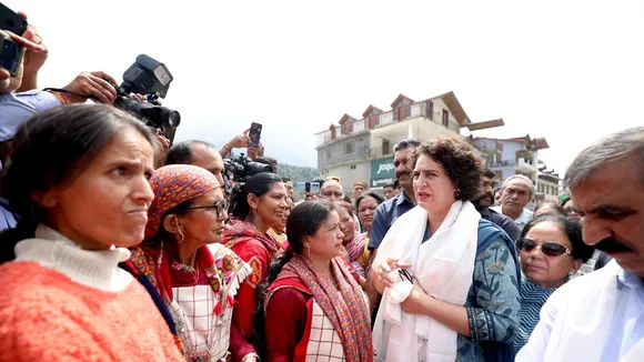 Himachal Priyanka Gandhi