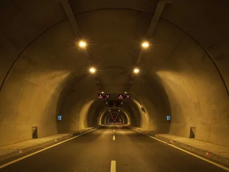 Banihal Qazigund tunnel.jpg