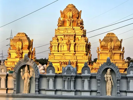 Tirupati Balaji temple.jpg