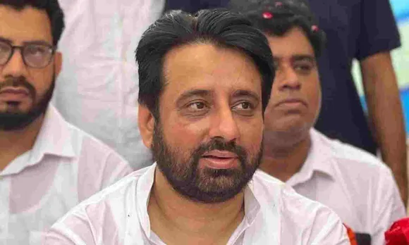amanatullah khan AAP Waqf Board Properties