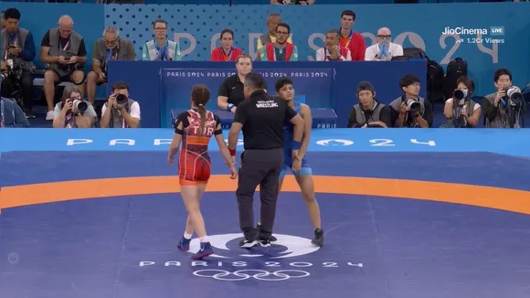 Antim Panghal suffers a humiliating 0-10 defeat to Turkey's Yetgil Zeynep in the women's 53 kg category