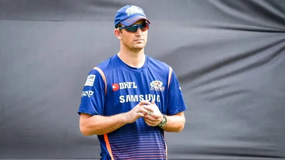 Shane Bond Mumbai Indians.jpg