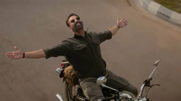 Akshay Kumar Sarfira