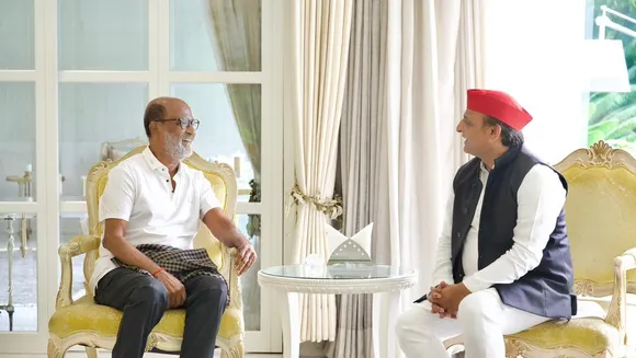 Rajnikanth Akhilesh Yadav.jpg