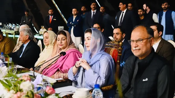 PML-N leader Maryam Nawaz addressing a meeting of the parliamentary party in Jati Umrah, Lahore, on Wednesday, February 21, 2024