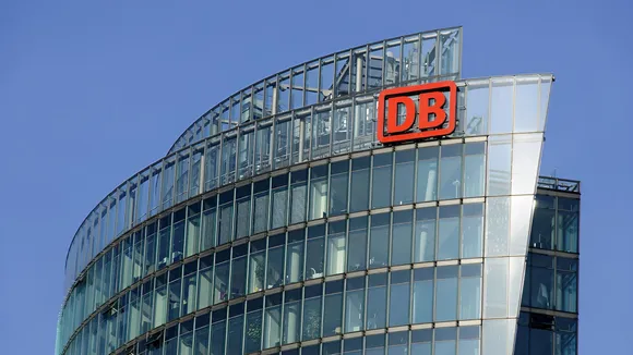 D B Realty