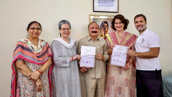 Newly elected Congress MPs, from Rae Bareli constituency Rahul Gandhi and from Amethi constituency Kishori Lal Sharma show their victory certificates along with party leaders Sonia Gandhi and Priyanka Gandhi Vadra, Wednesday, June 5, 2024