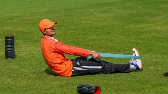 Shubman Gill hurts finger