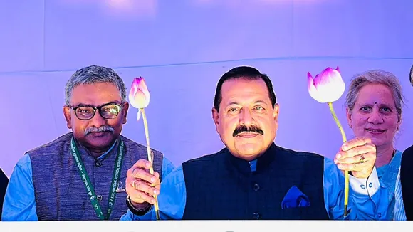 Jitendra Singh with Namoh 108 Lotus