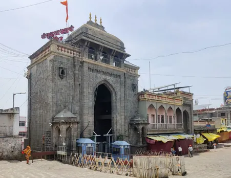 Tulja Bhavani temple.jpg