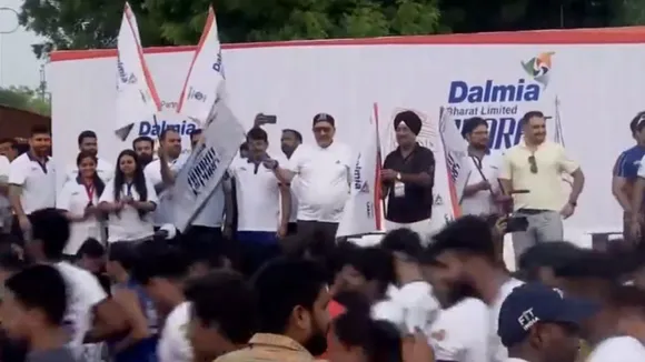 Union Minister Giriraj Singh and BJP MP Manoj Tiwari flag off the 'Bharat in Paris' Olympic Awareness Run