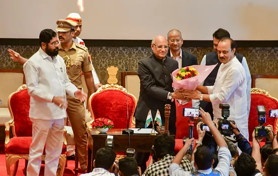 Ajit pawar eknath shinde.jpg