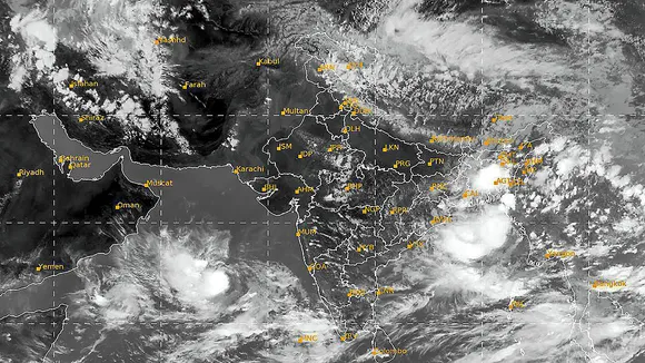 cyclone biporjoy 10 June.jpg